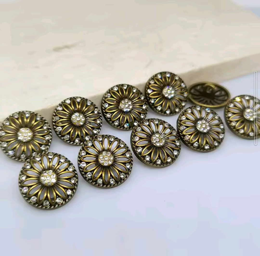 Rhinestone knappar Antik guld