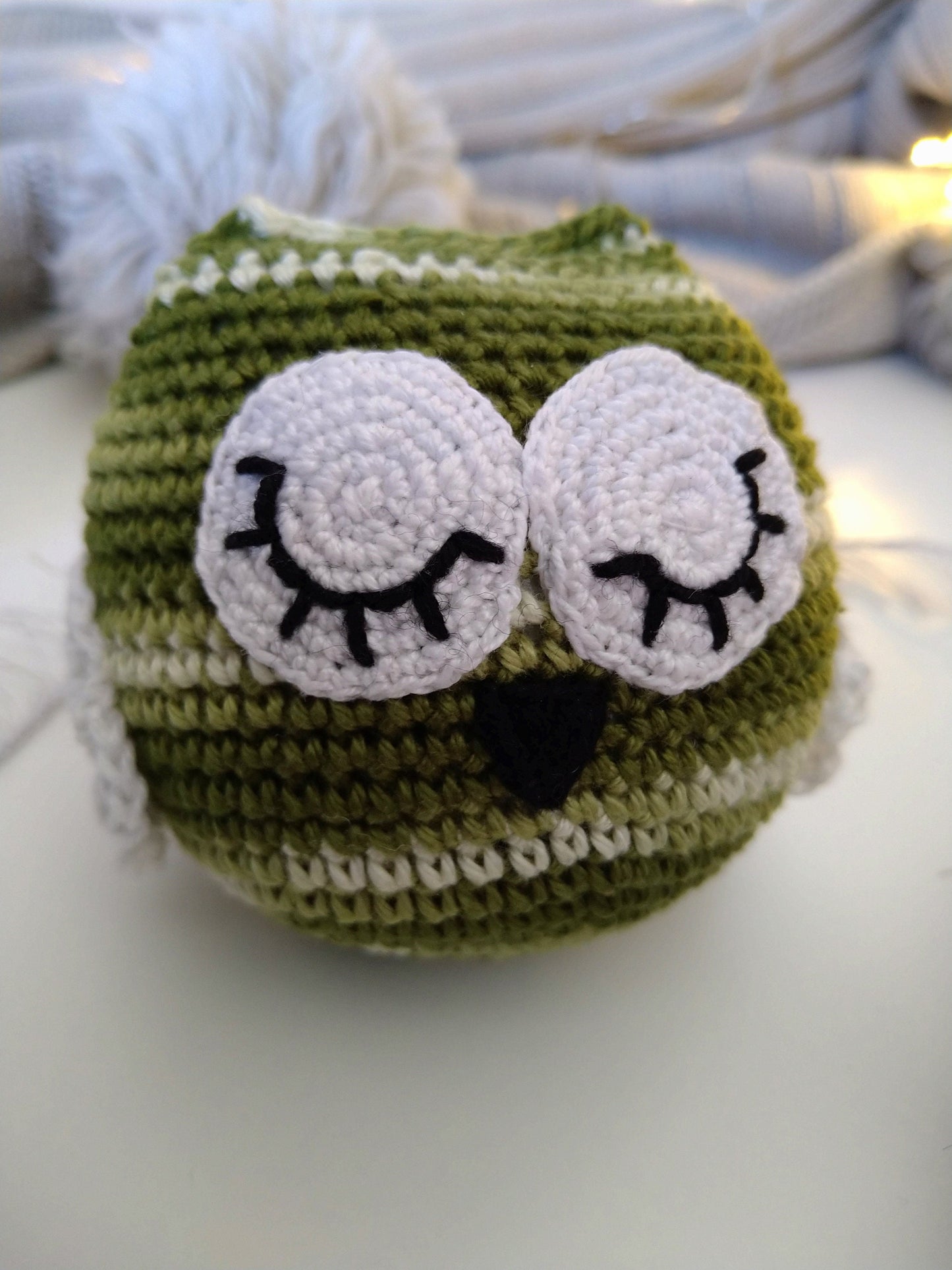 Grön uggla, skallra